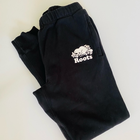 Roots Other - Mens ROOTS sweatpants. BLACK